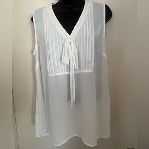 Maison Jules Off White Sleeveless Blouse with Tie-Front